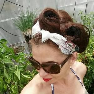 Meet your Posher, Victoria